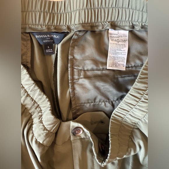 Banana Republic olive Green airstream Ankle Cropped Pants slacks - business - Picture 4 of 4